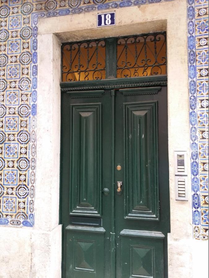Amazing Rooftop Terrace With River And Historic City View 4 Bedrooms 4 Bathrooms Ac 19Th Century Building Chiado Lissabon Exterior foto